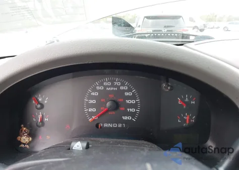 2005 Ford F-150 Stx/Xl/Xlt z USA, uszkodzony, nr VIN 1FTRX14W55NA54363